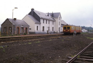 Sibret - TH 84-8510.jpg